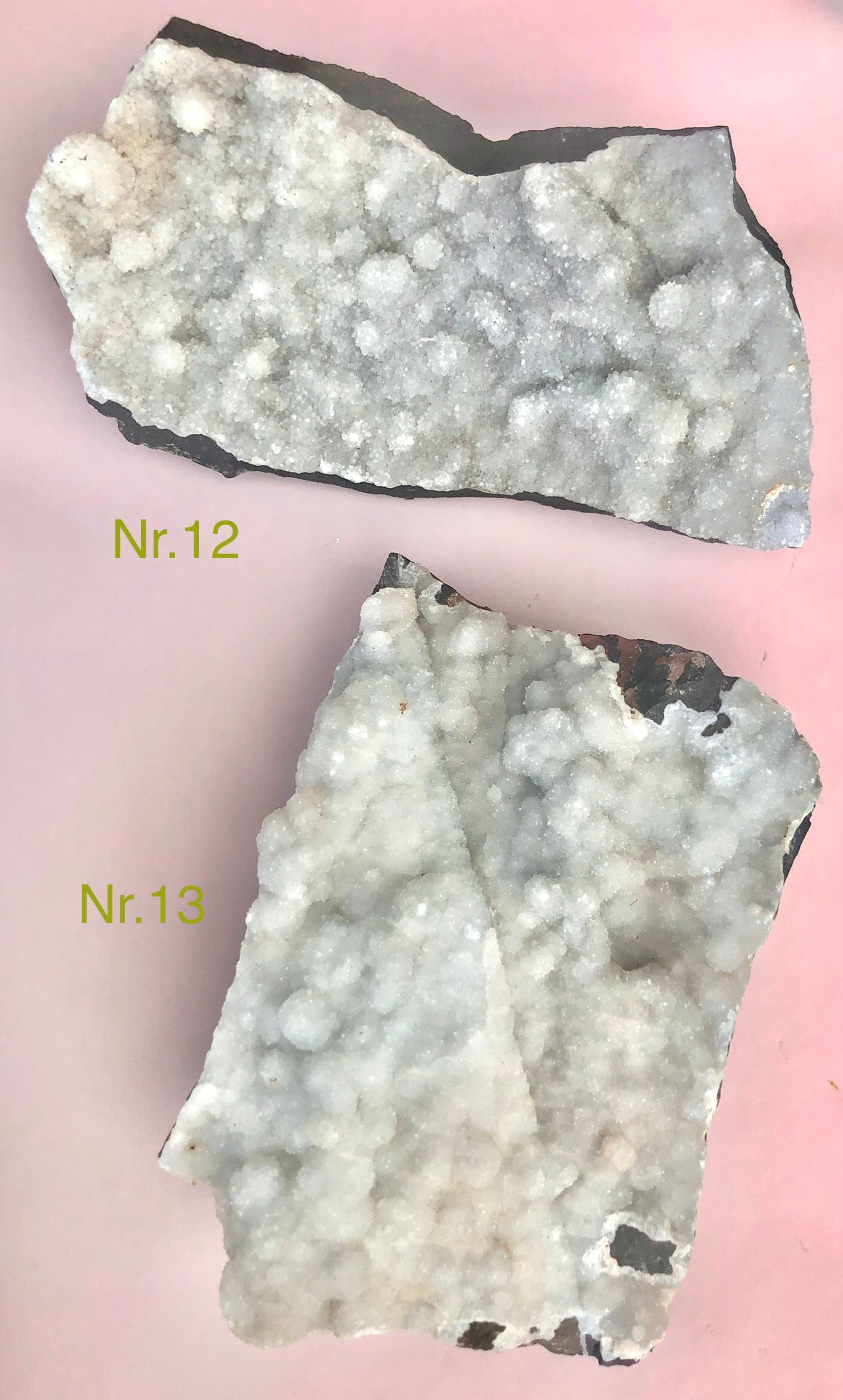 Zeolit apophyllit Klynge 𓂀 Hvis du arbejder med Healing, er denne sten et fantastisk redskab. beskytter mod energidrænene påvirkning, udvikler dine intuitive evner og hjælper dig til at træde ud af dit ego og lade energi flyde let ☾ Nr. 12 - 13
