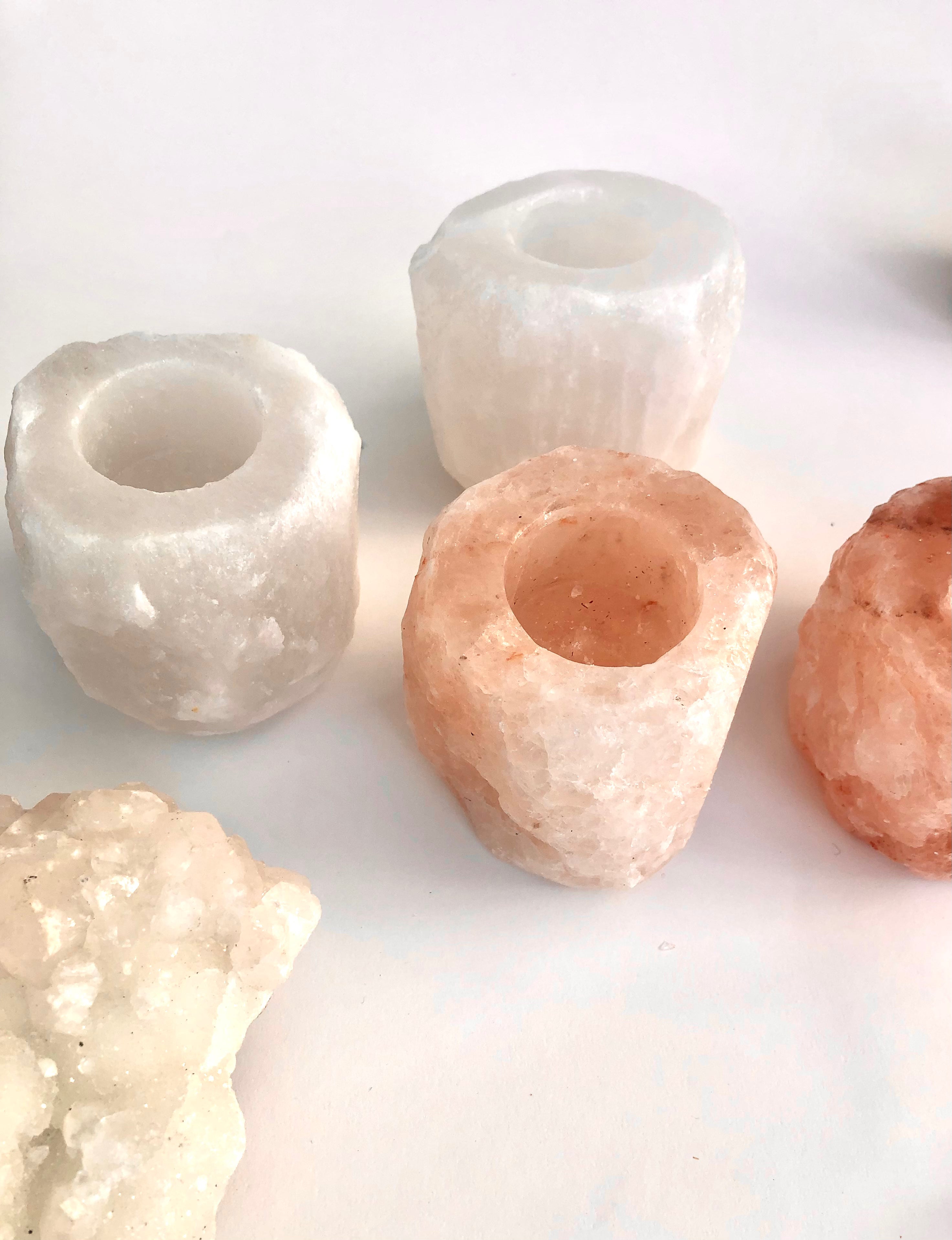Himalaya Salt Stage saltstage lysestage Hvid Rød Grå Månesøstre Månsøsteren Månesøster Krystaller Månesten Himelaya Himelaja Himalaja fyrfadsstage saltlampe