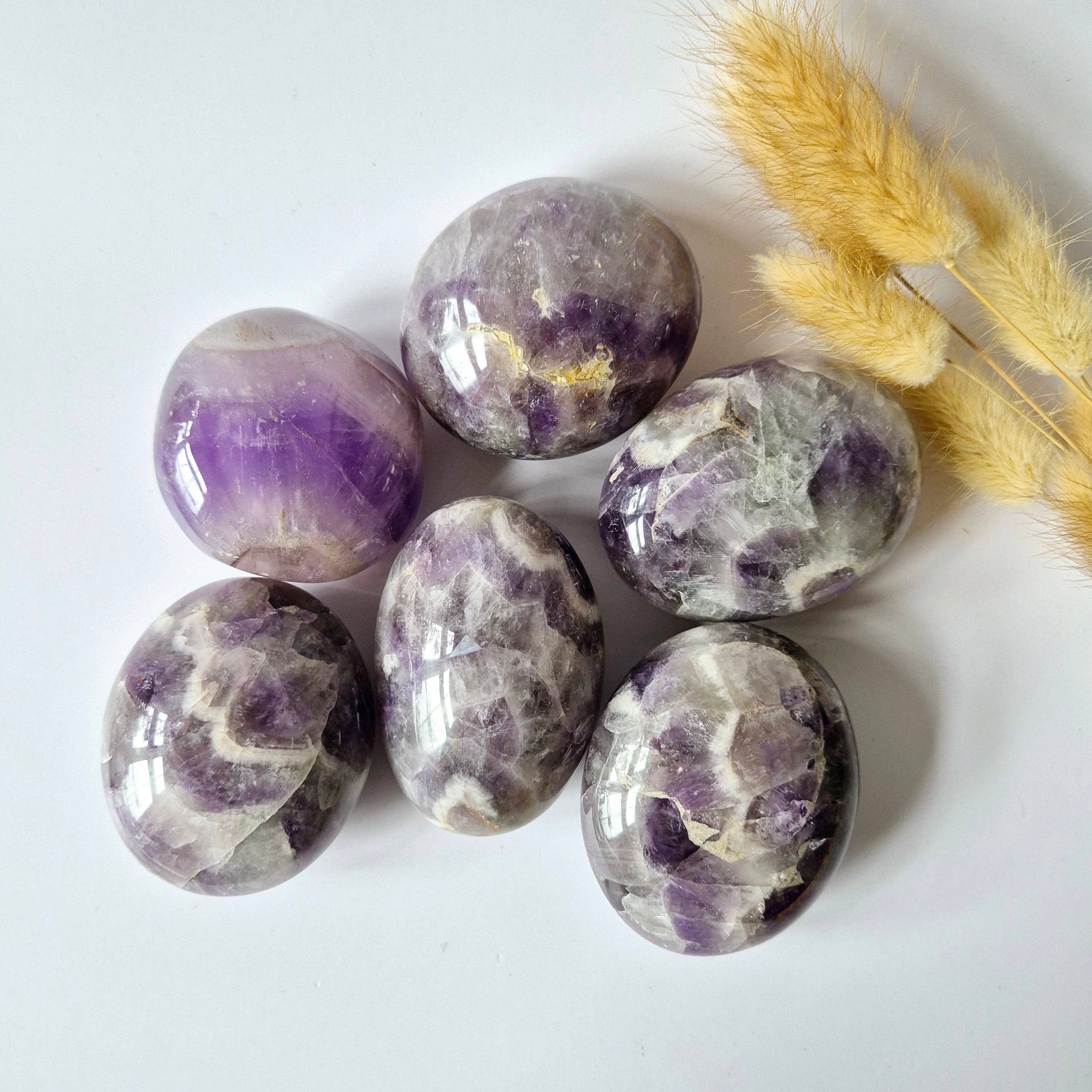 Palmstone i Ametyst (6–8 cm.) – Spirituel ro & beskyttelse – håndsten / bekymringssten