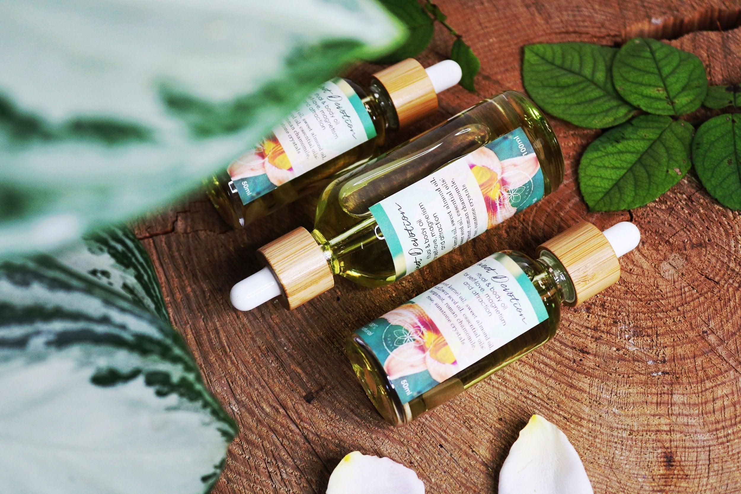 SWEET DEVOTION OIL 100 ml - fra Ayamani - En blød påkaldelse af varme, tillid og hjertecentreret klarhed