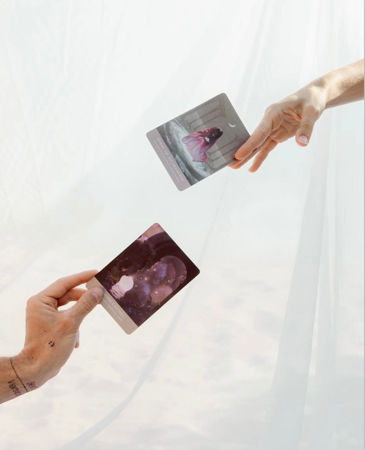 The Dreamgate Oracle: A Self-Reflective Deck and Guidebook - Træd gennem døren til dine drømme og ind i din indre visdom