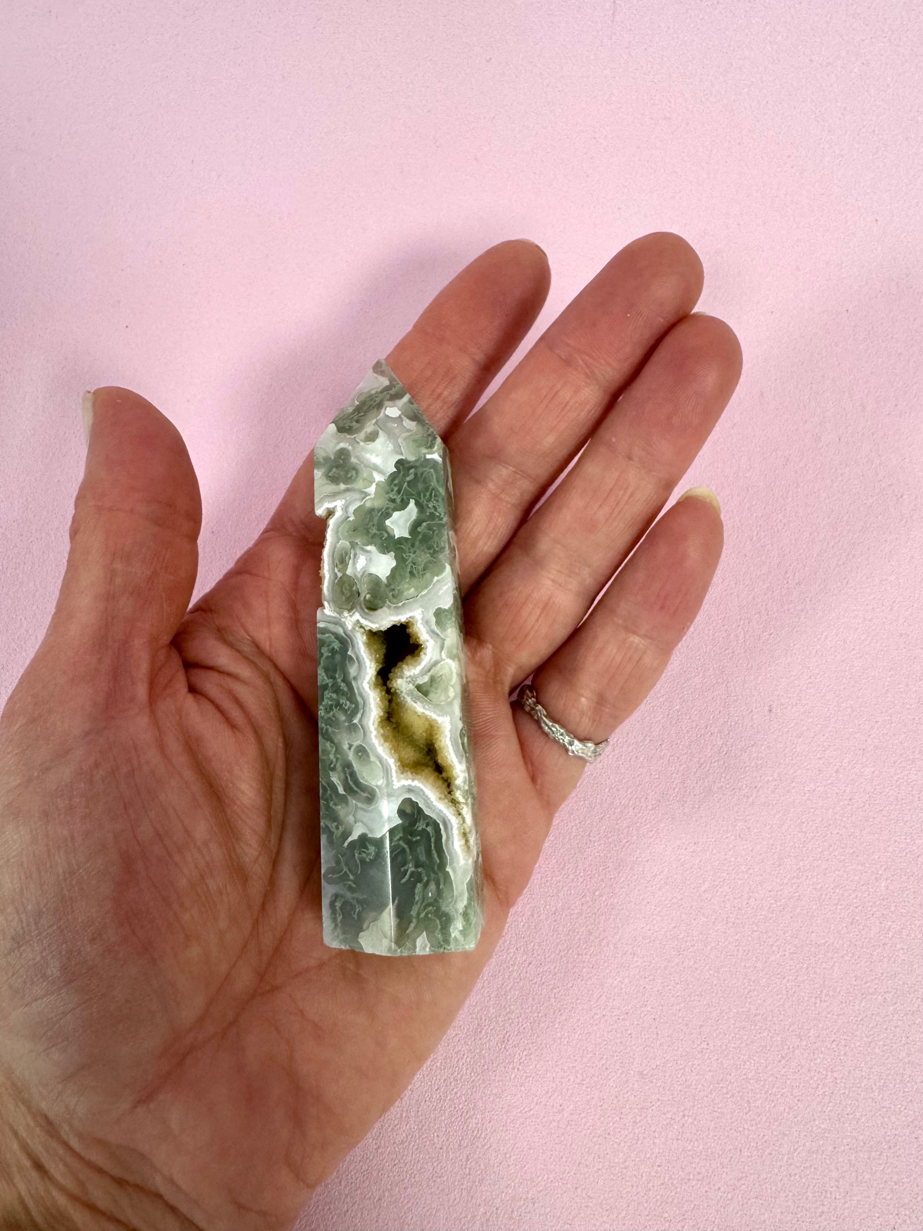 mos agat med druzy geoder - Kærlighed, overskud & samhørighed - nr.6