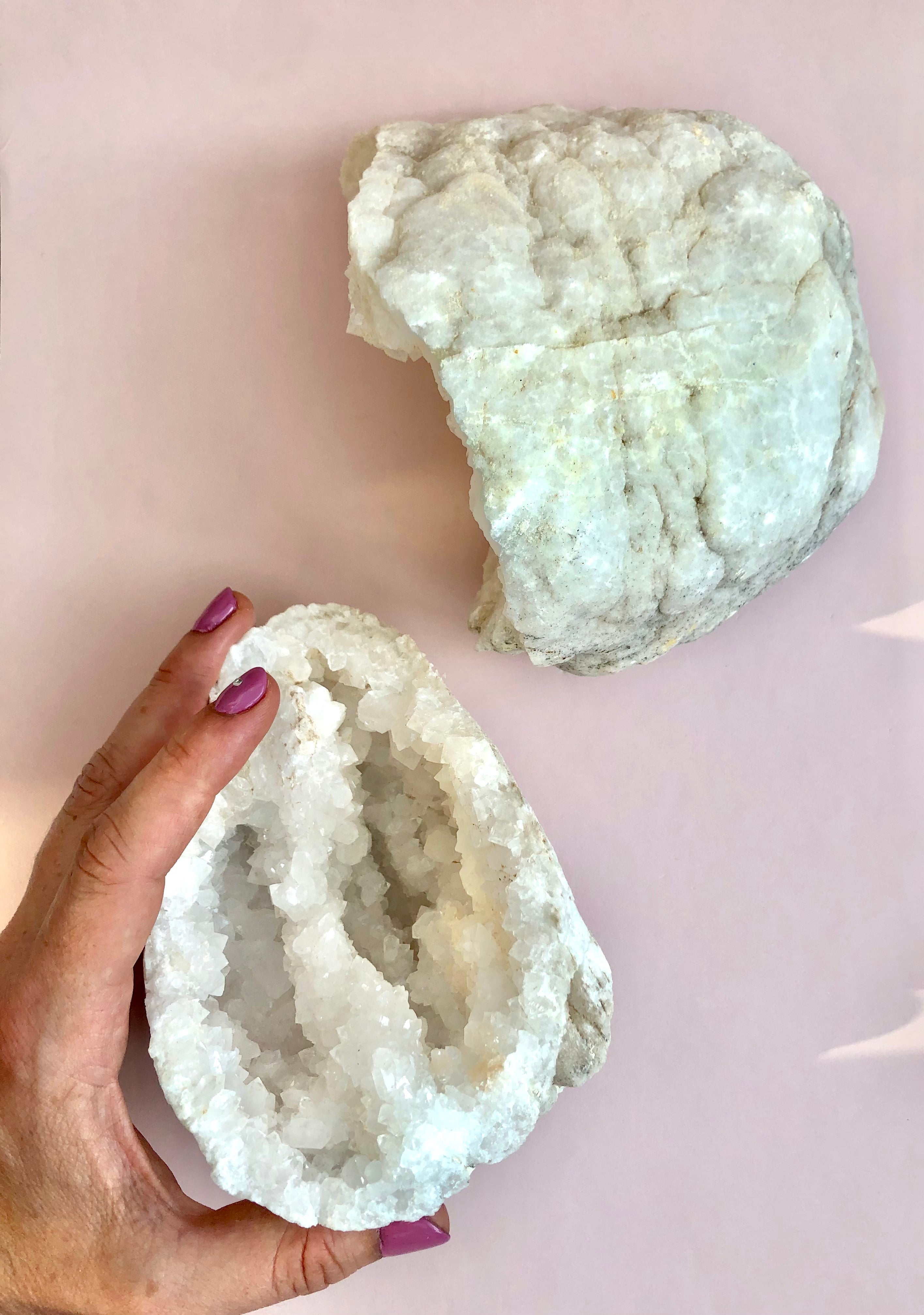 Kvarts Geode ☾ Healing med det hvide lys, klarhed, styrke & bevidsthed ☽ 2 kg. Nr.3