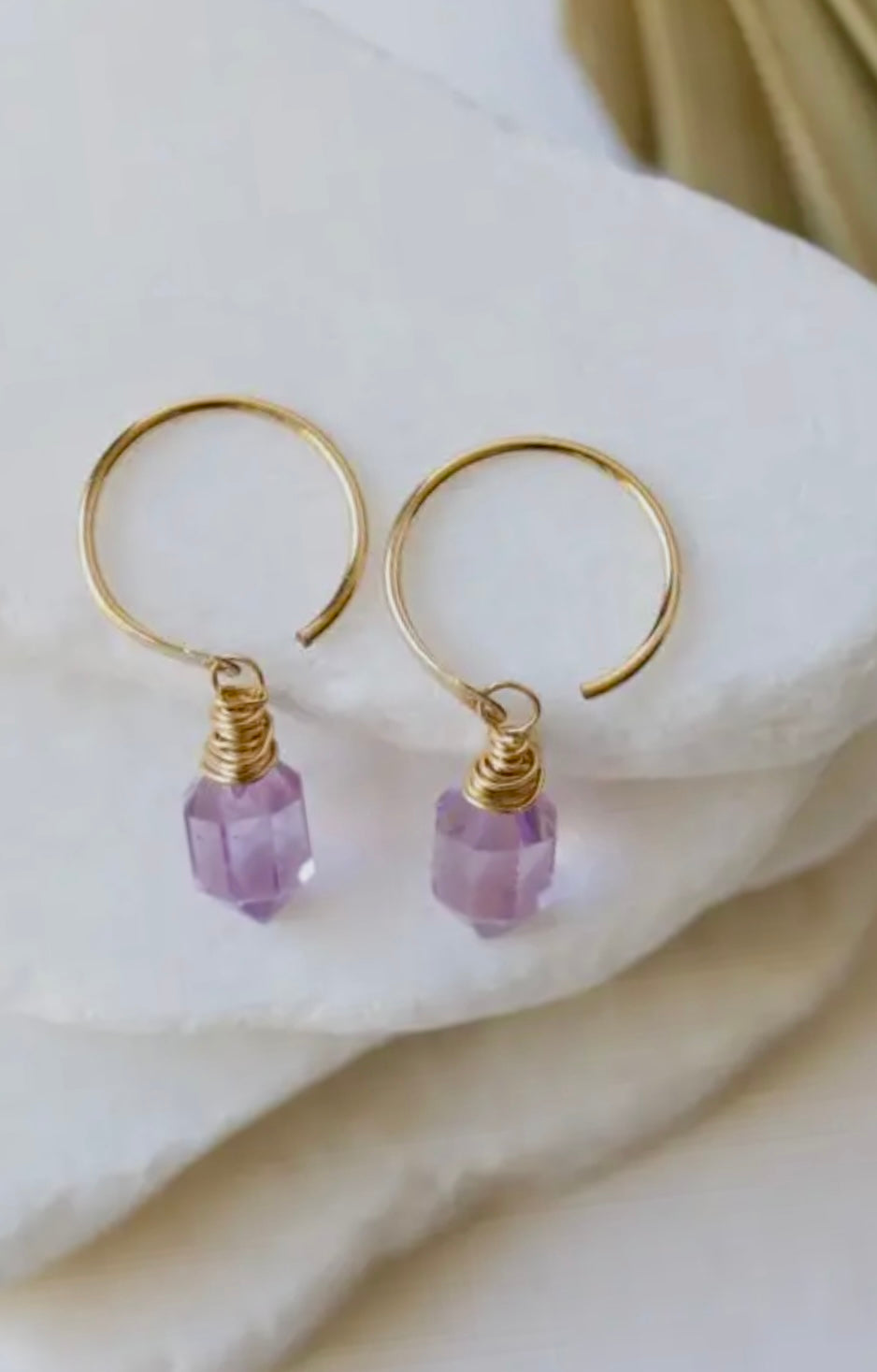 PIKE DANGLE HUGS - PINK ametyst & 14K guldfyld