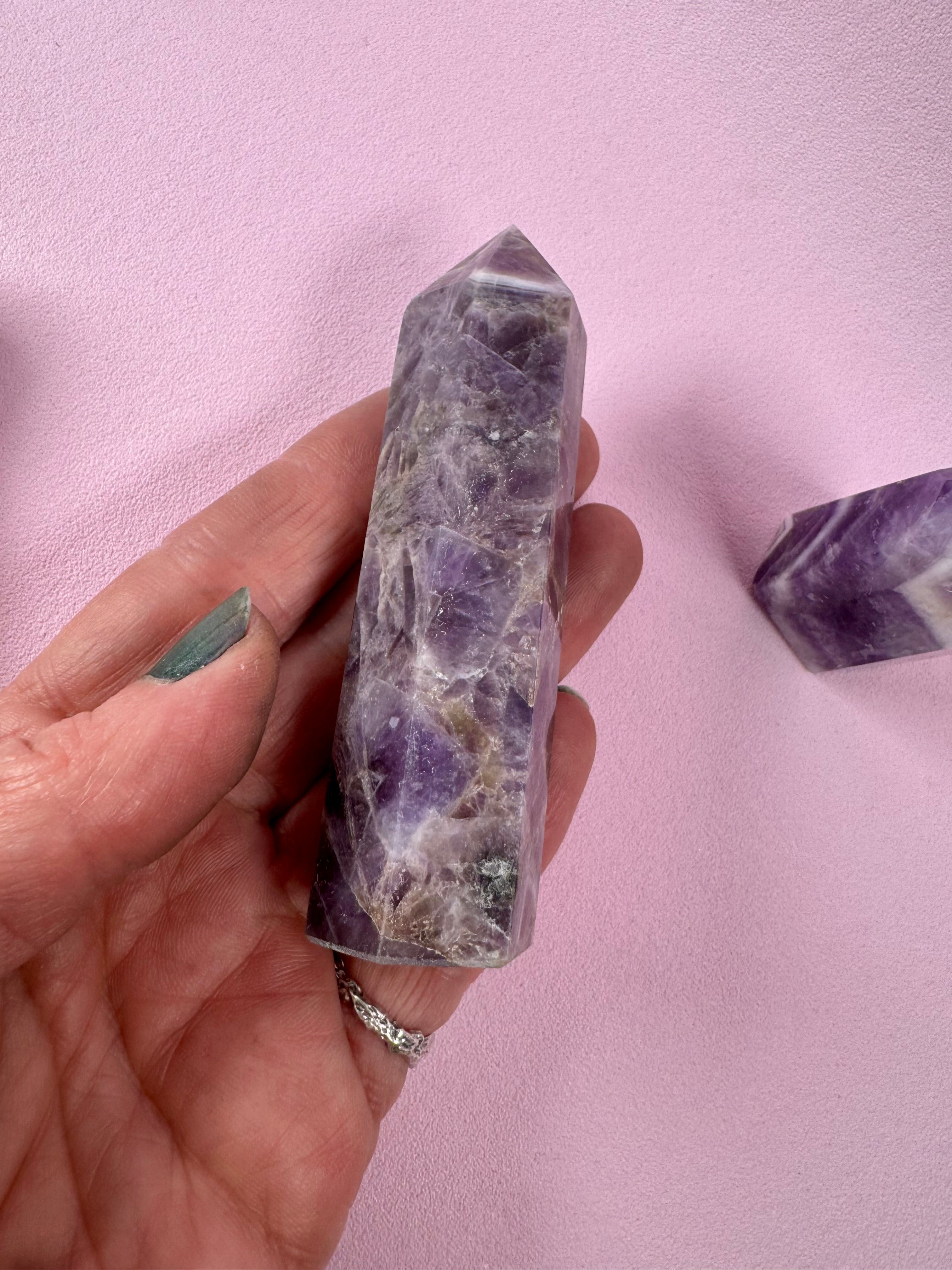 Drømme Ametyst Tårn ☾ RO, HEALING & SELVKÆRLIGHED ☾ Nr. 1-2