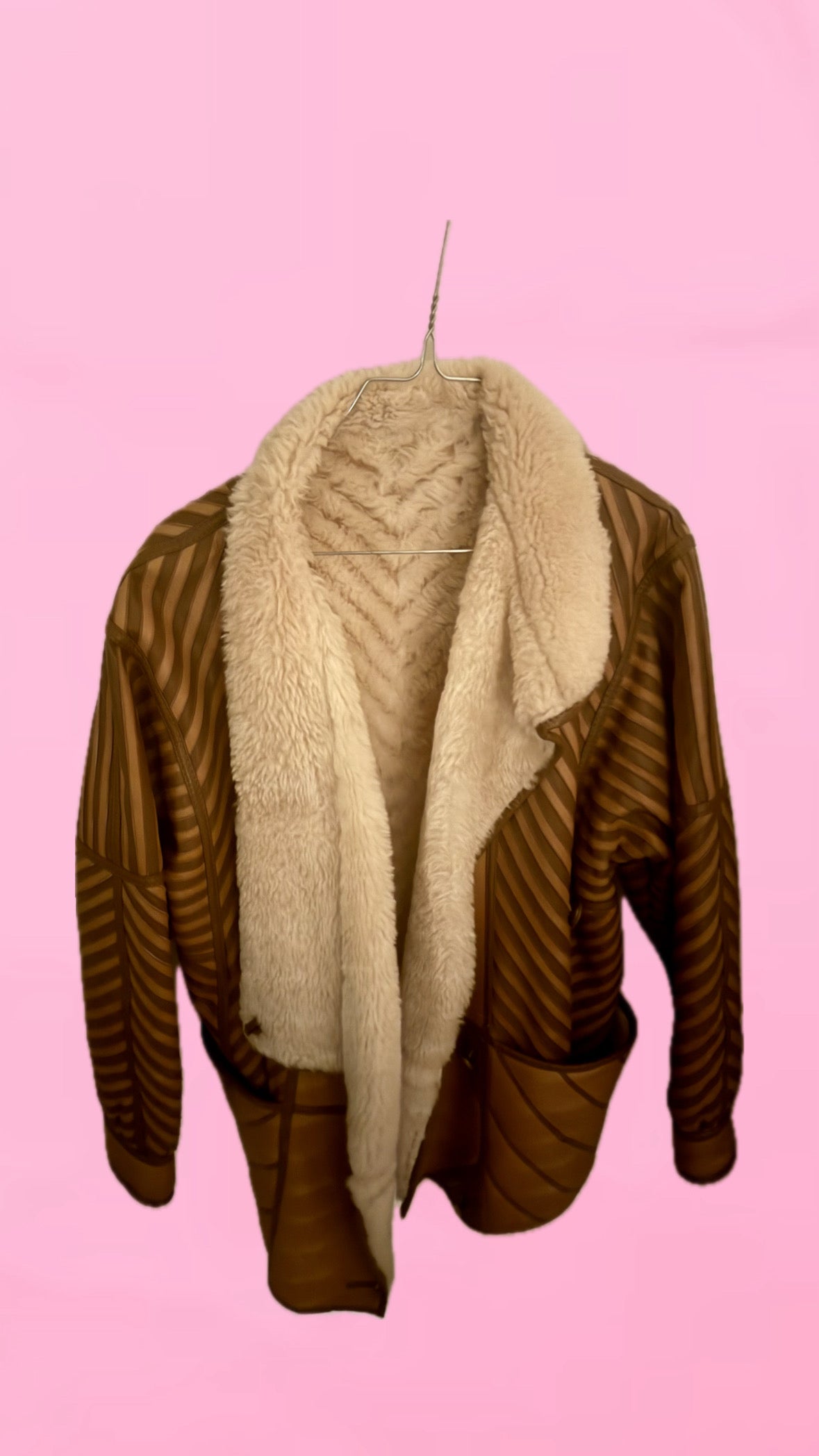 Pre-loved Rulams og lammeskinds jakke str. 40