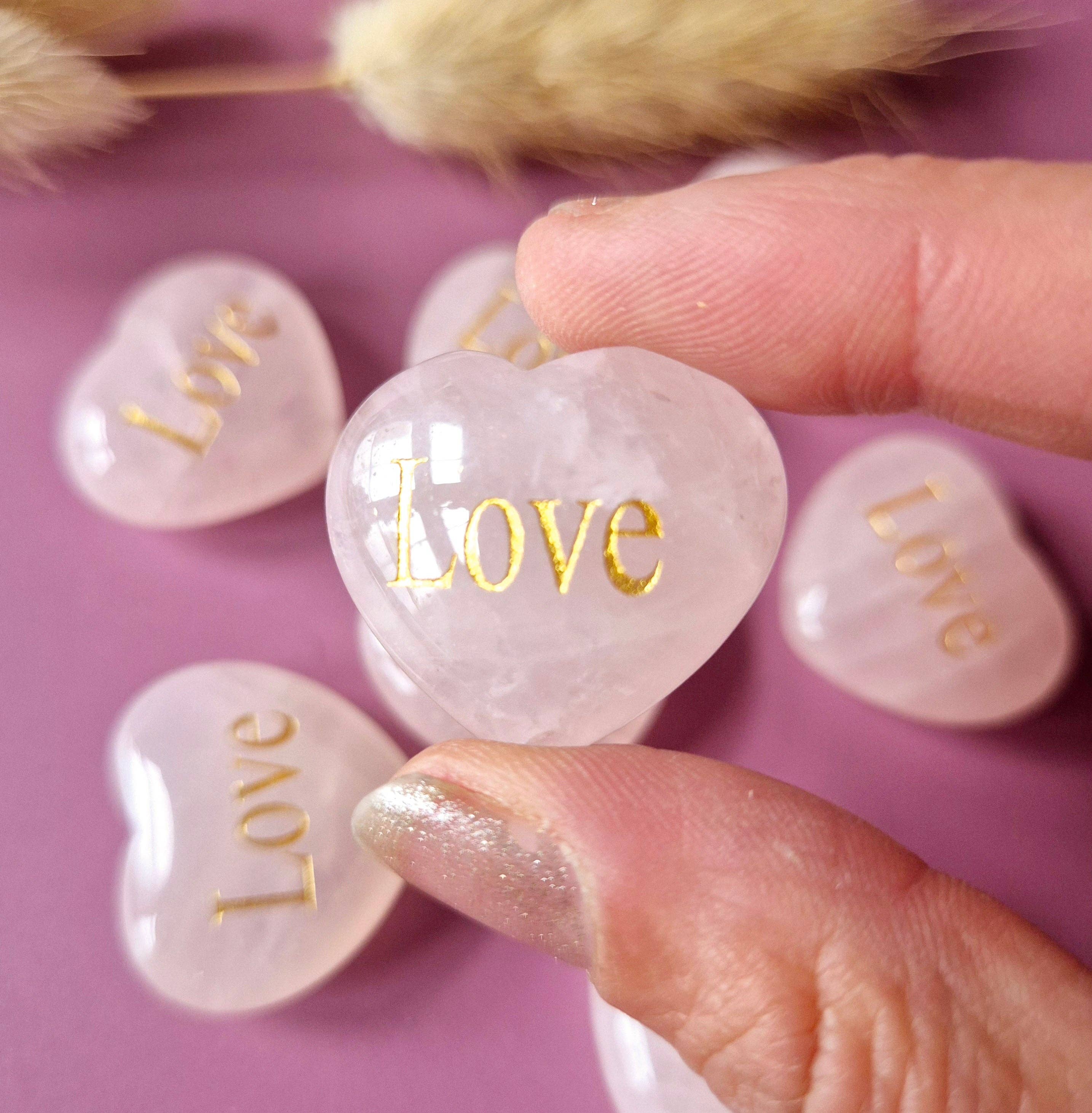 Rosenkvarts Hjerte – Love (kærlighed) (3 cm.)