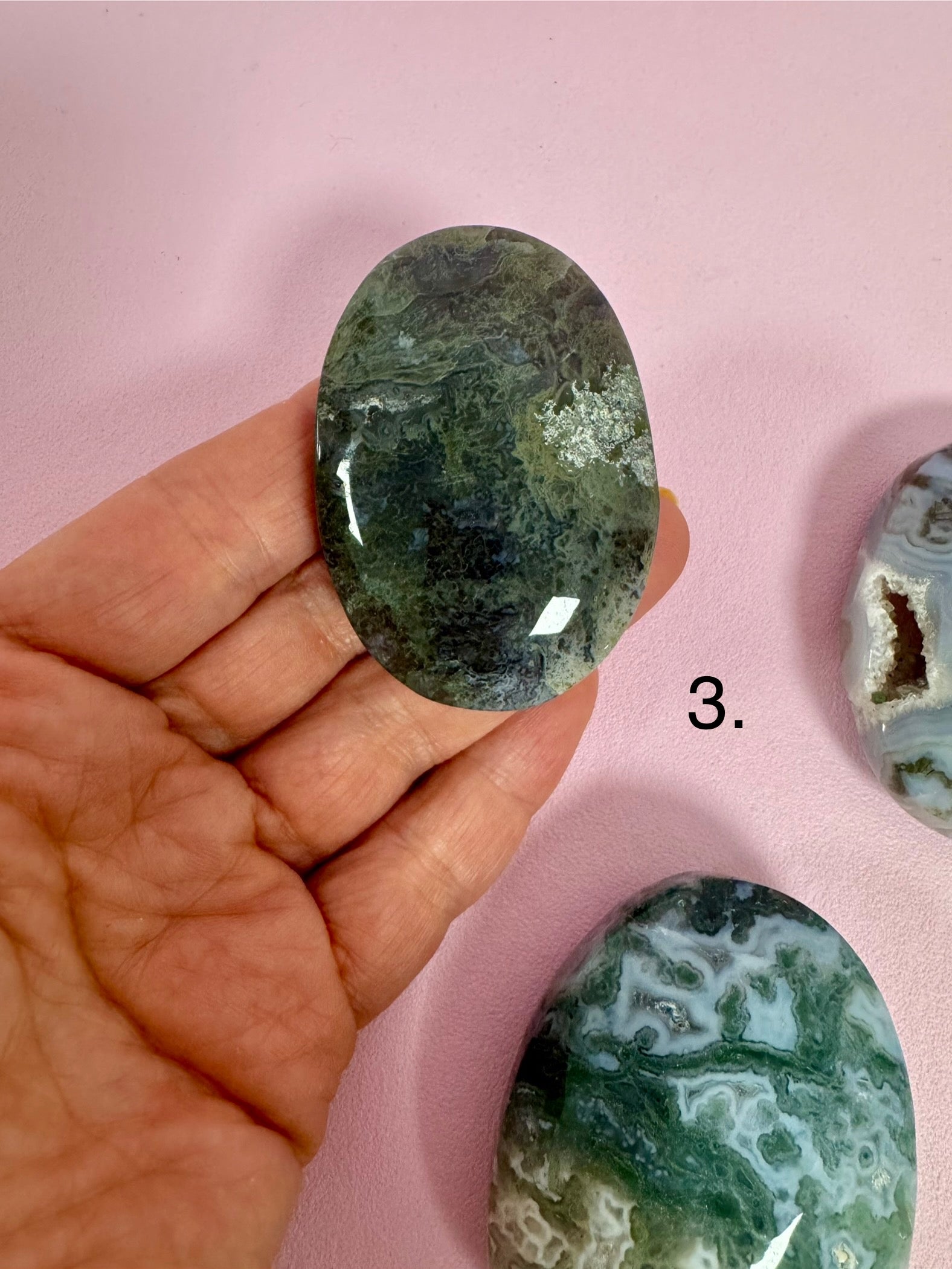 Mosagat palmstone ☾ Kærlighed, overskud & samhørighed 7x4,7 cm