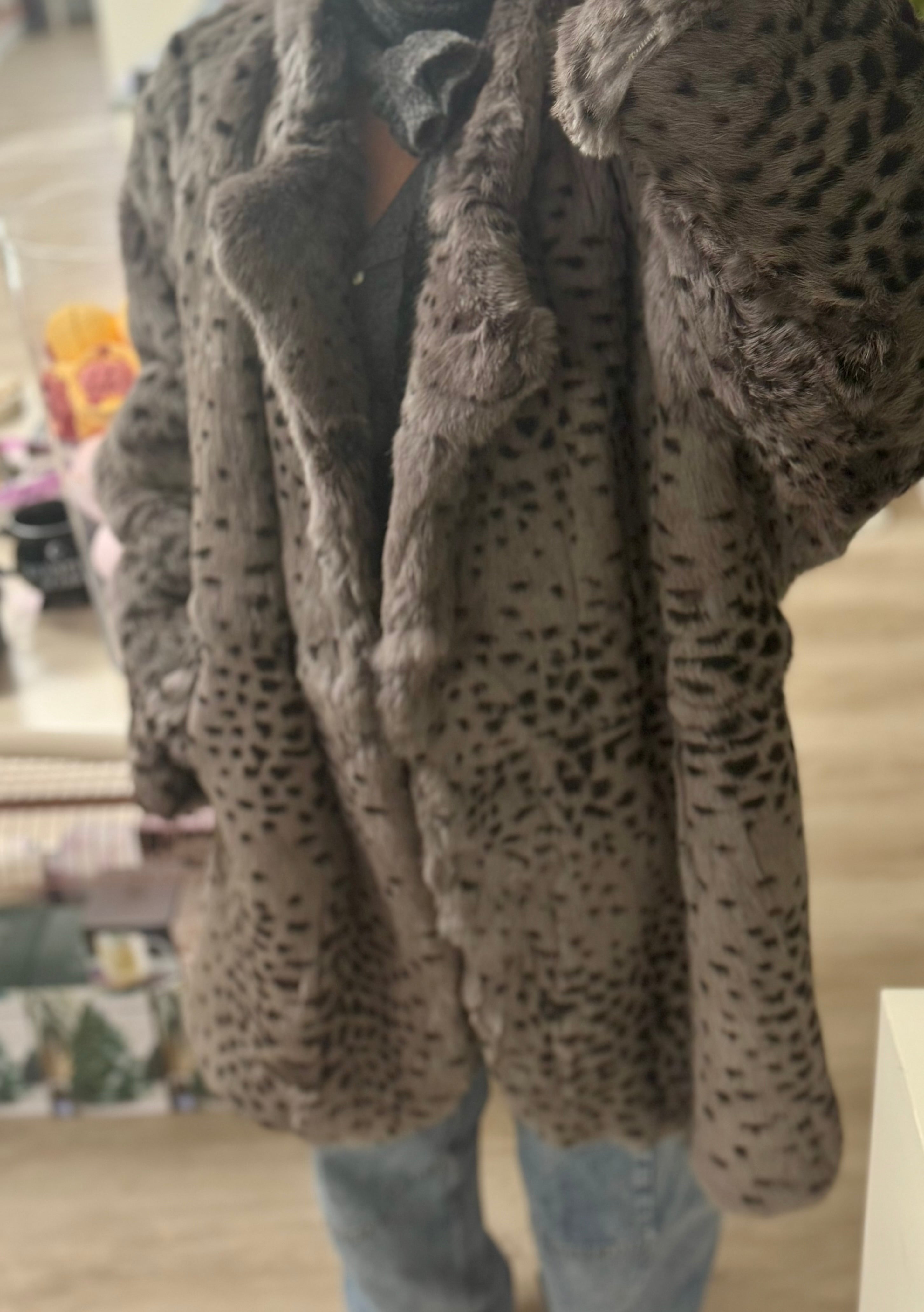 Pre-loved pels frakke str. 40