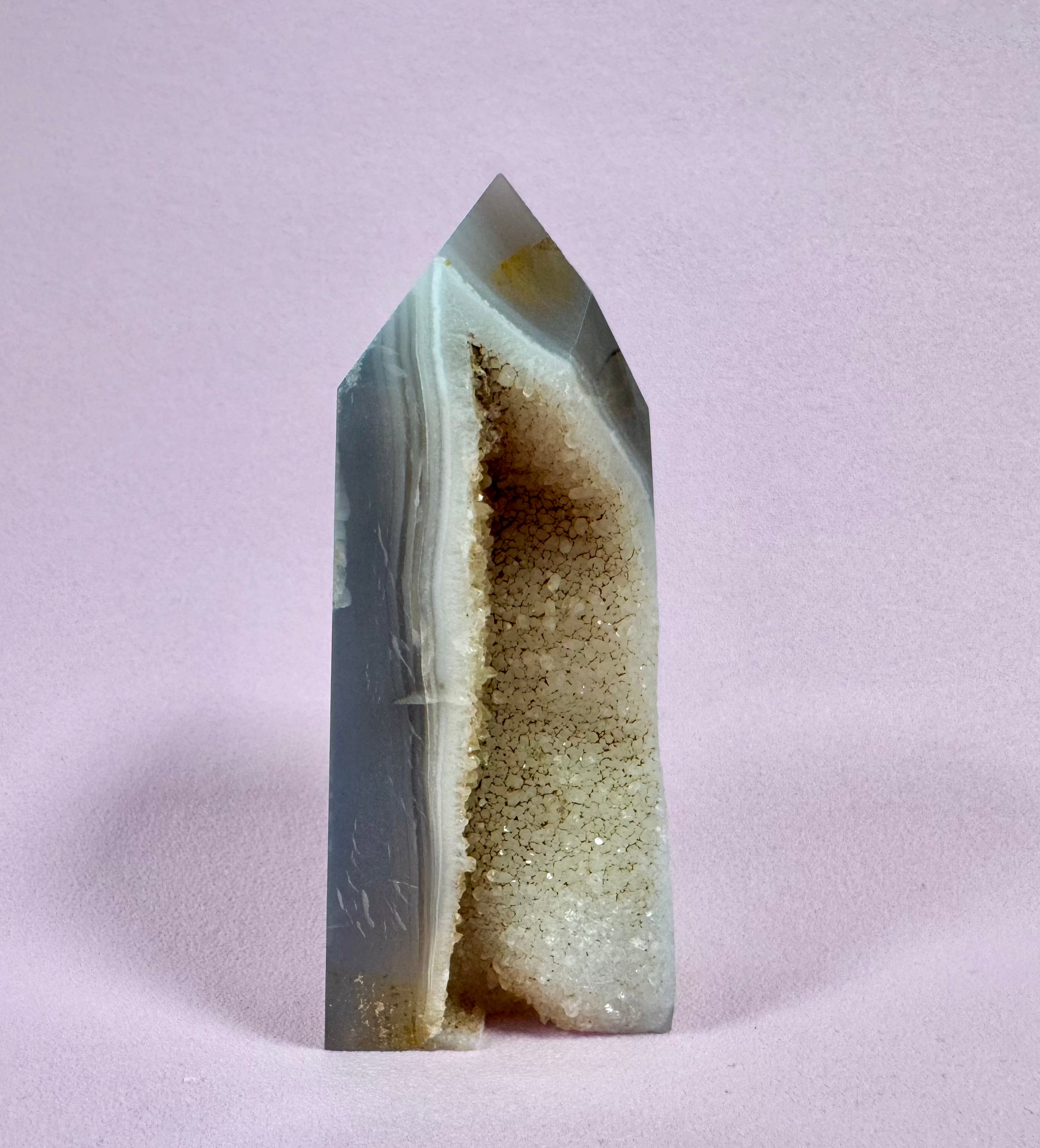 Druzy grå Agat tårn 9,3 cm - Sten af ro, balance & blid styrke nr.1