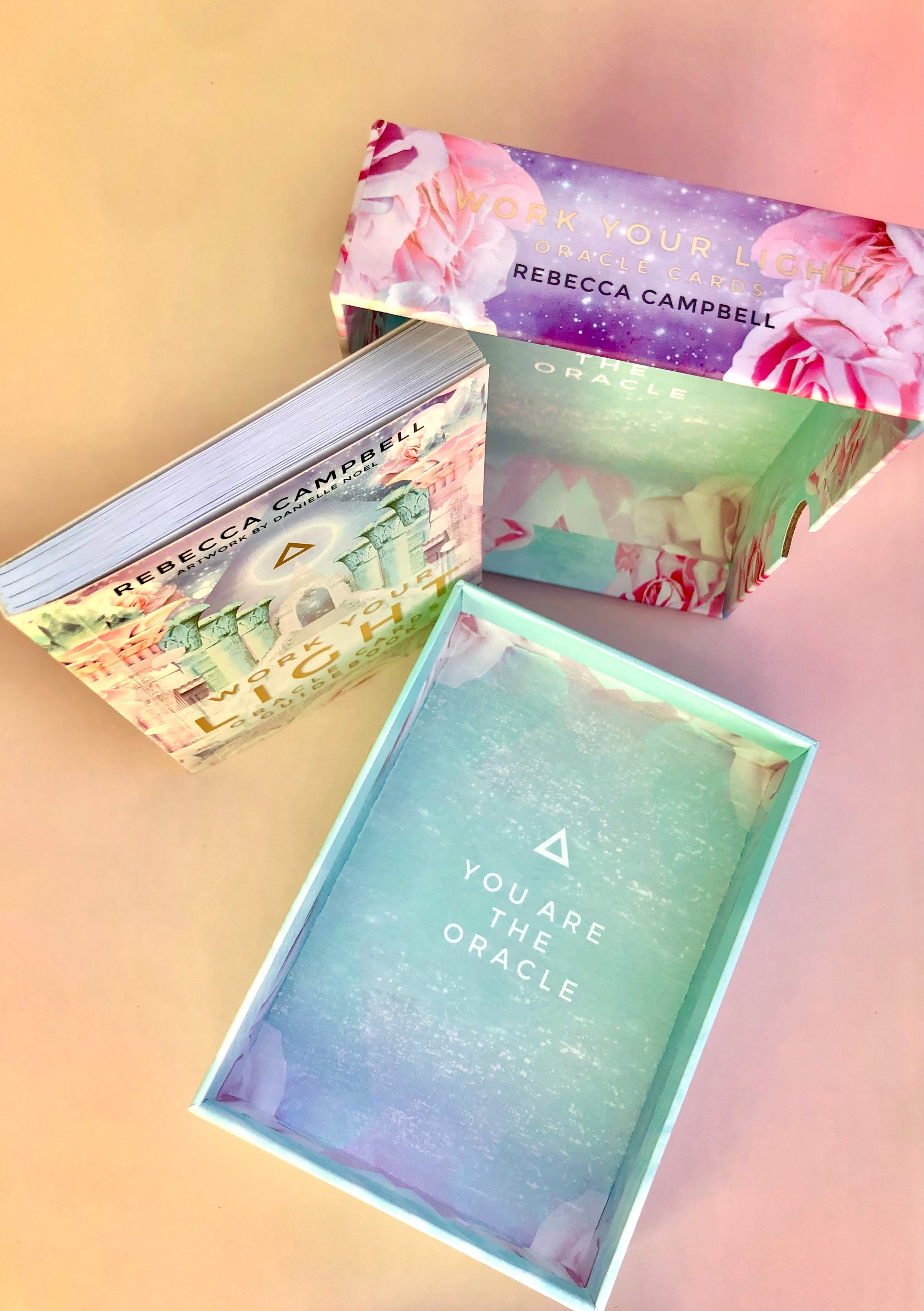 Work your light oracle cards - Rebecca Campbell 𖤓 Engelsk orakelkort sæt + Guidebog