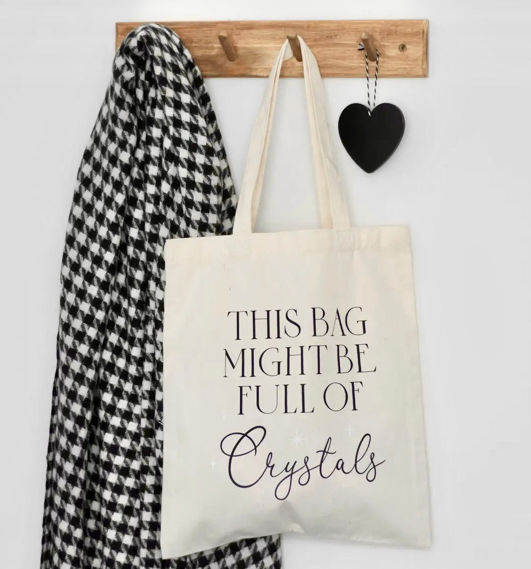 Mulepose med “ This bag might be full of crystals “