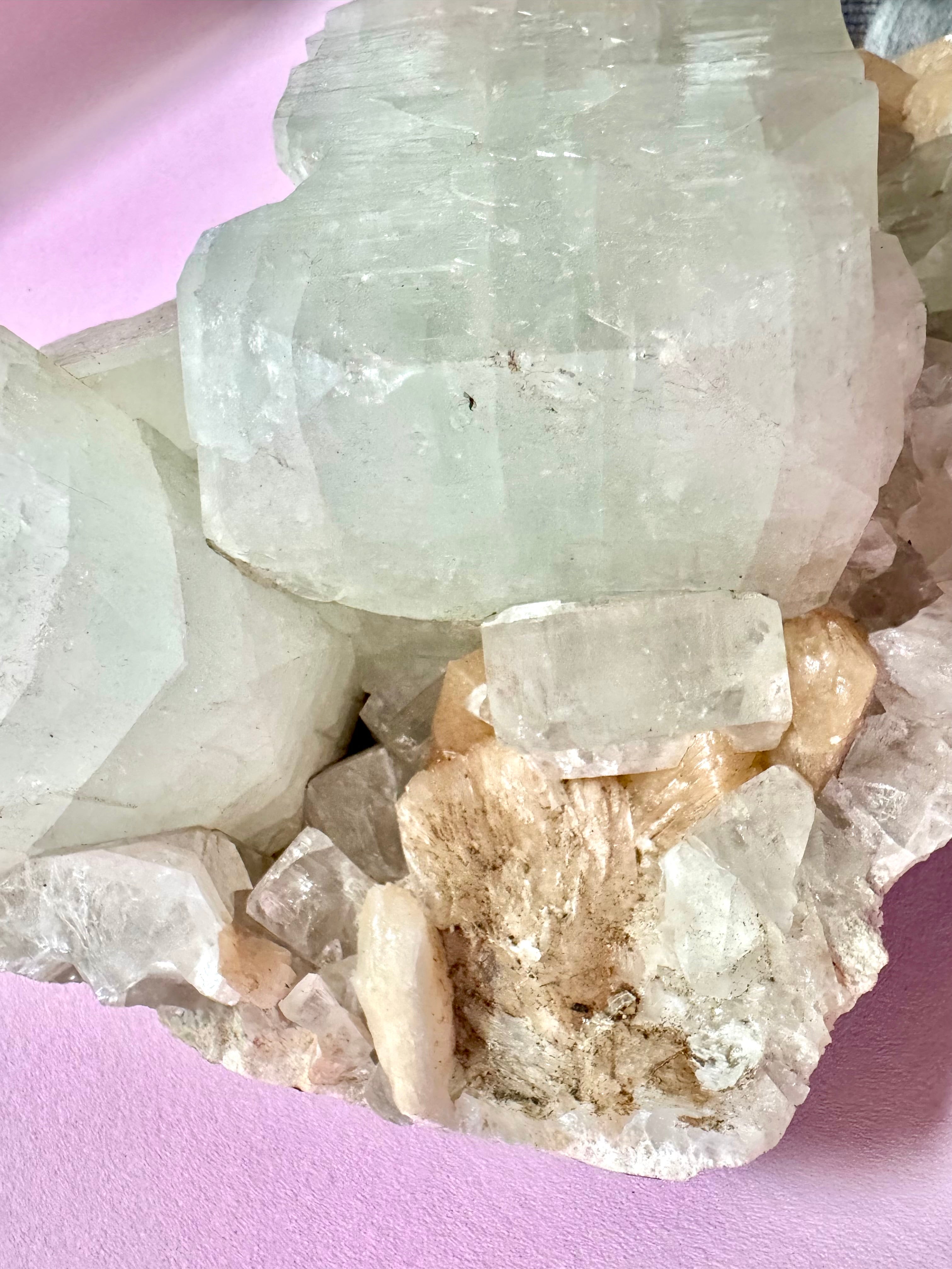 Kæmpe Apophyllit klynge – Zeolit ☾ nr. 222 - 3,5 kg