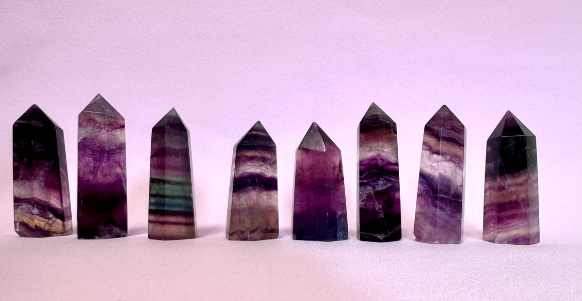Regnbue Fluorit Tårn ☾ Koncentration, Grounding & Balance ☾