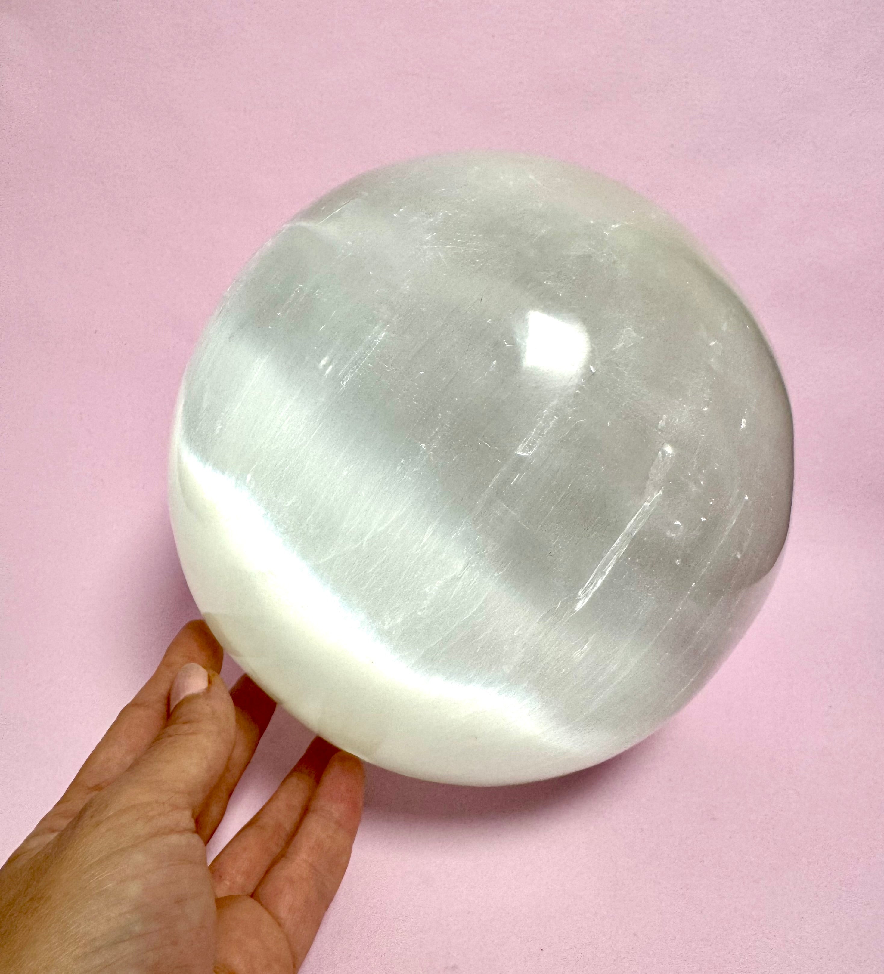 Store Selenit Kugler ☽ RENS, OPLAD & HEAL ☾  - 10 kg. 20 cm