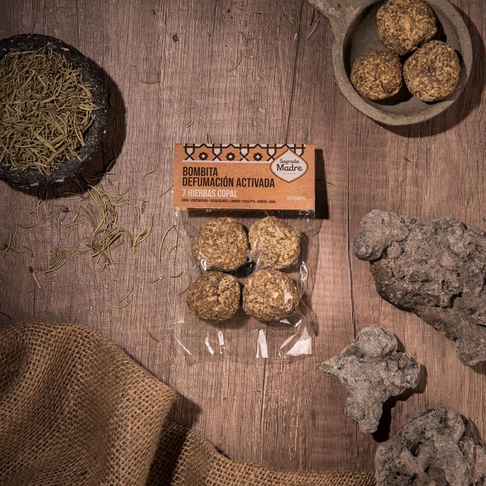 Bombita 7 Herbs Copal røgelse pose med 4 bolde - Sagrada madre