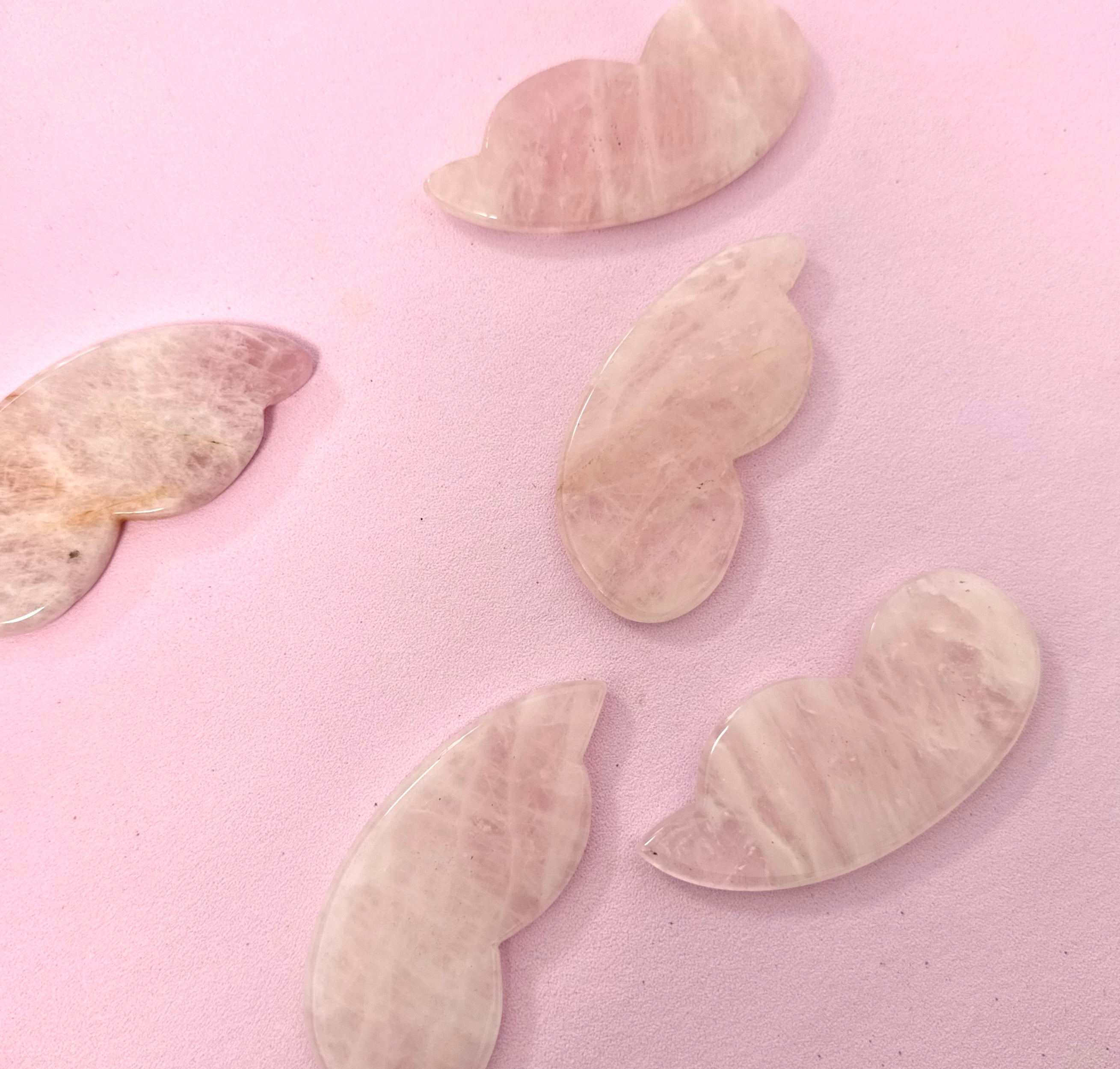 Gua sha - WING/FIN SHAPED rosenkvarts