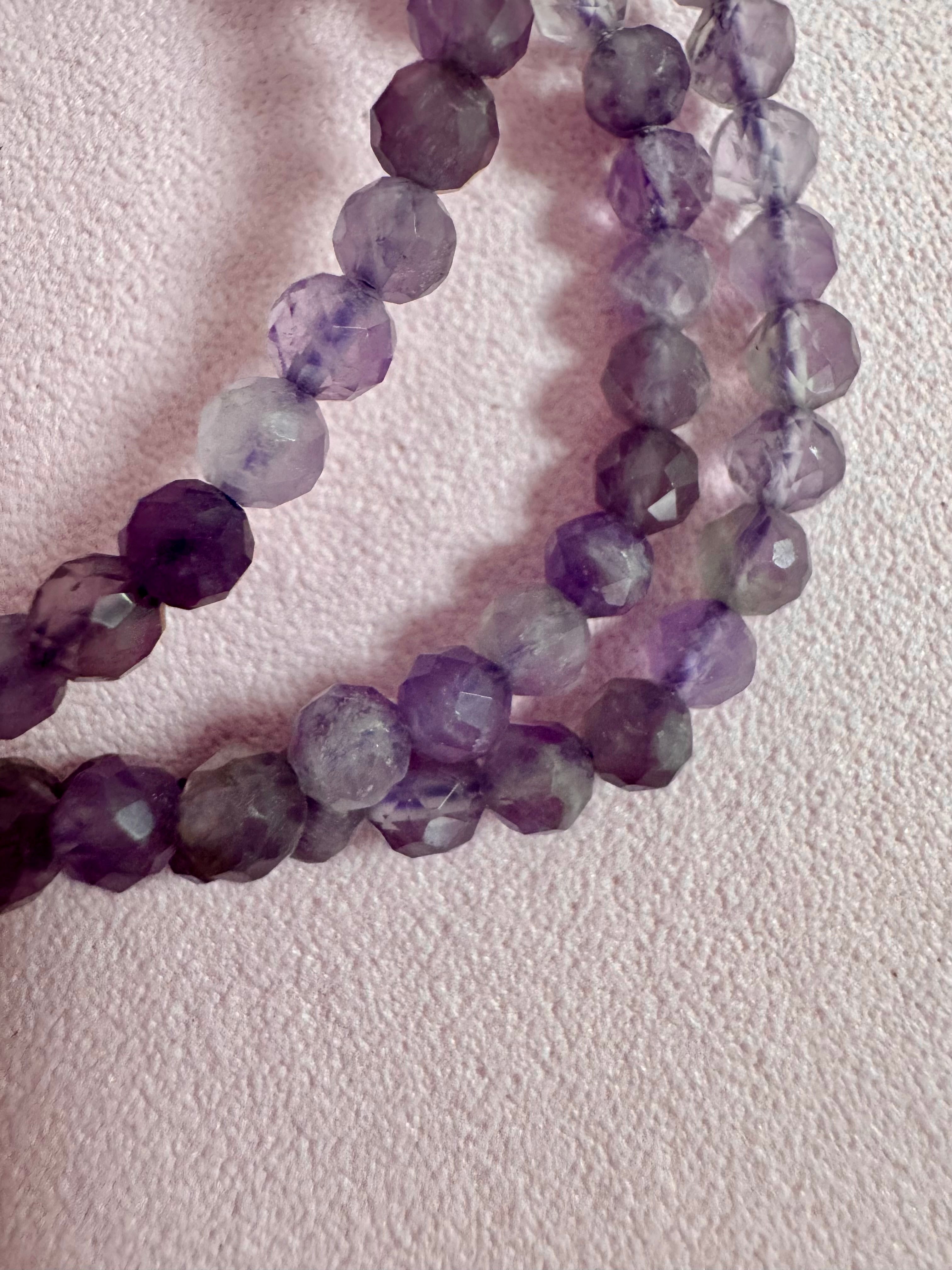 Facetteret Ametyst Armbånd ☾ RO, HEALING & SELVKÆRLIGHED ☾ 4mm facet perler