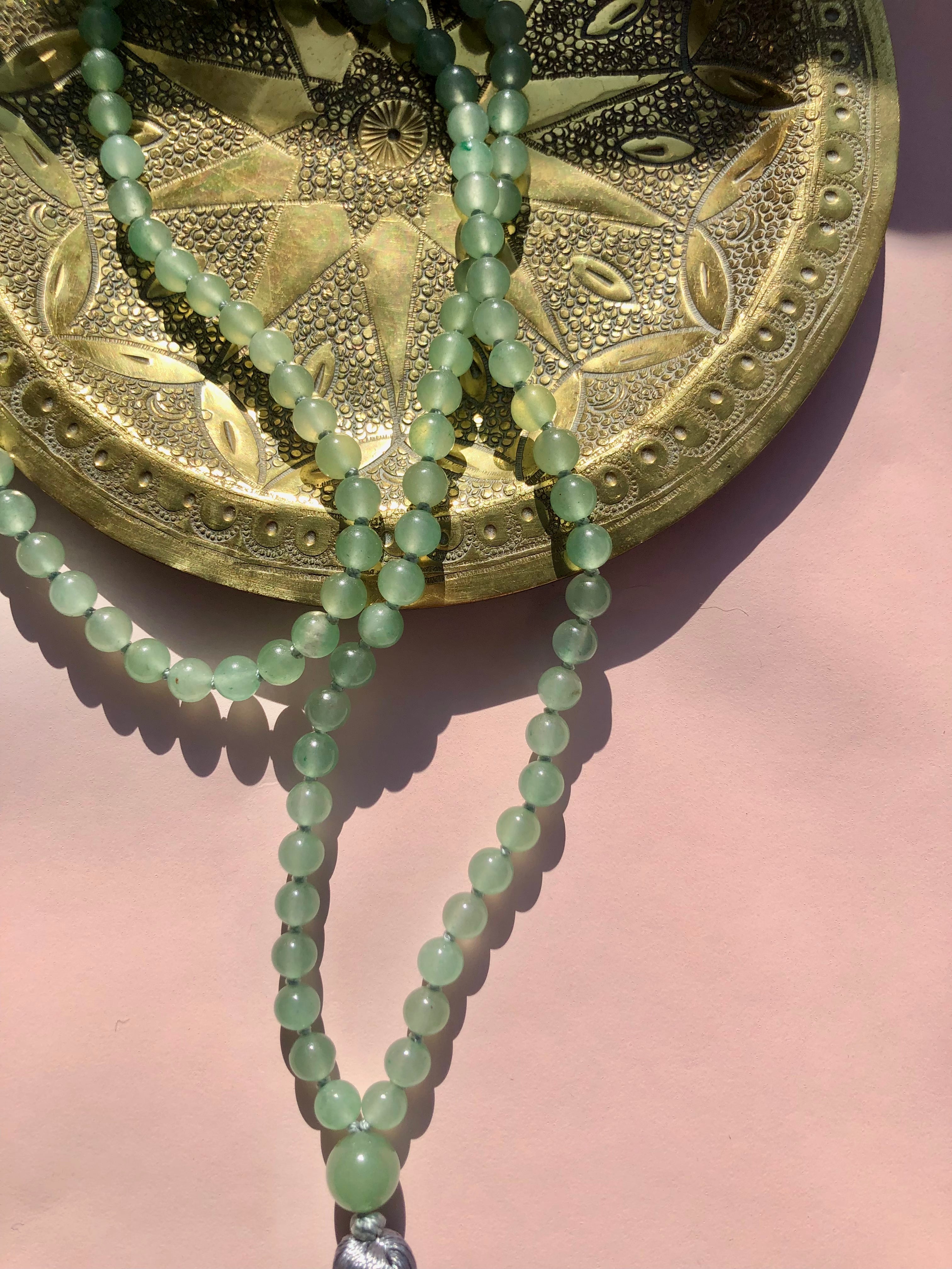 Månesøster Krystaller Mala kæde Grøn Jade Mantra