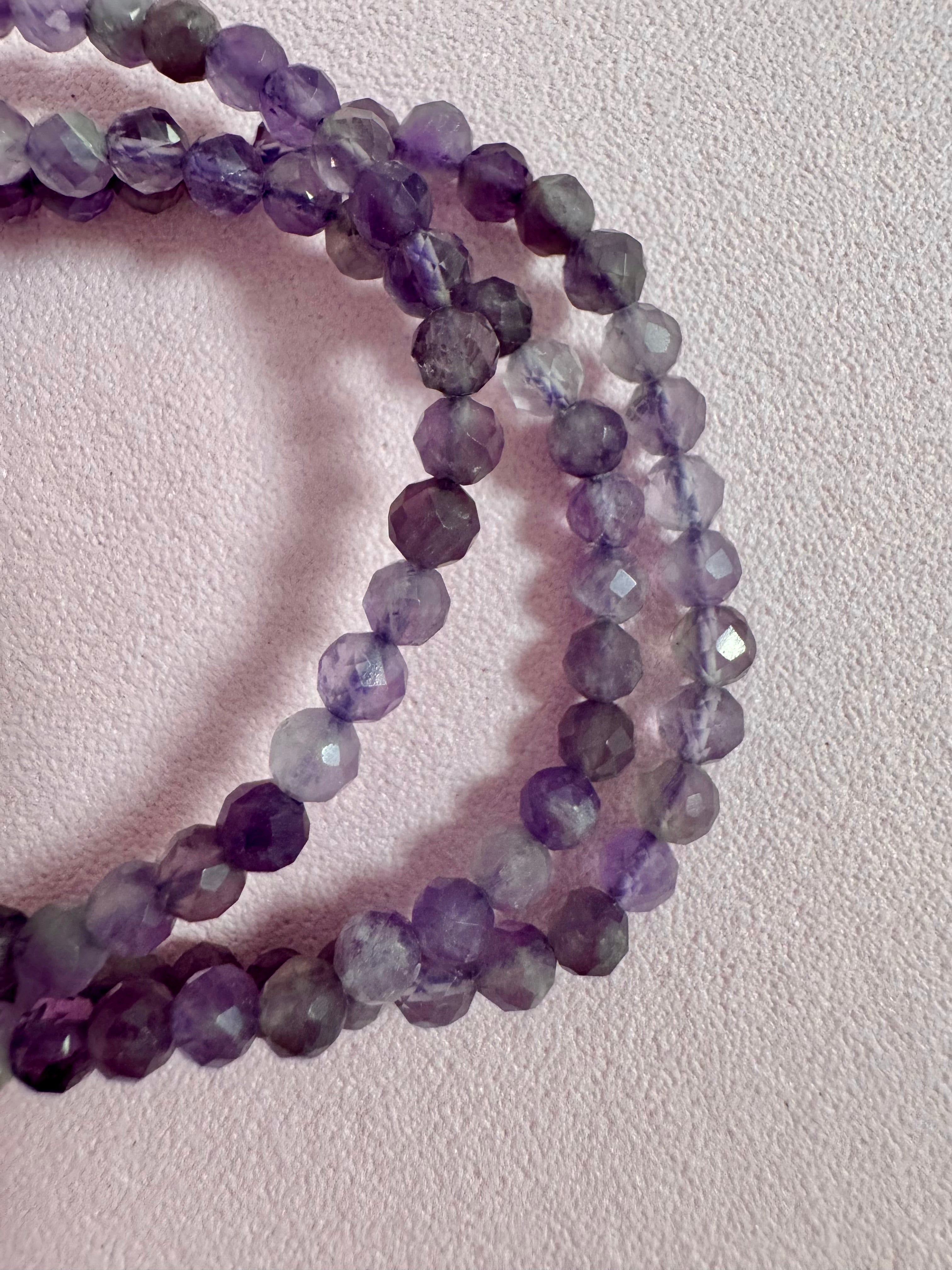Facetteret Ametyst Armbånd ☾ RO, HEALING & SELVKÆRLIGHED ☾ 4mm facet perler