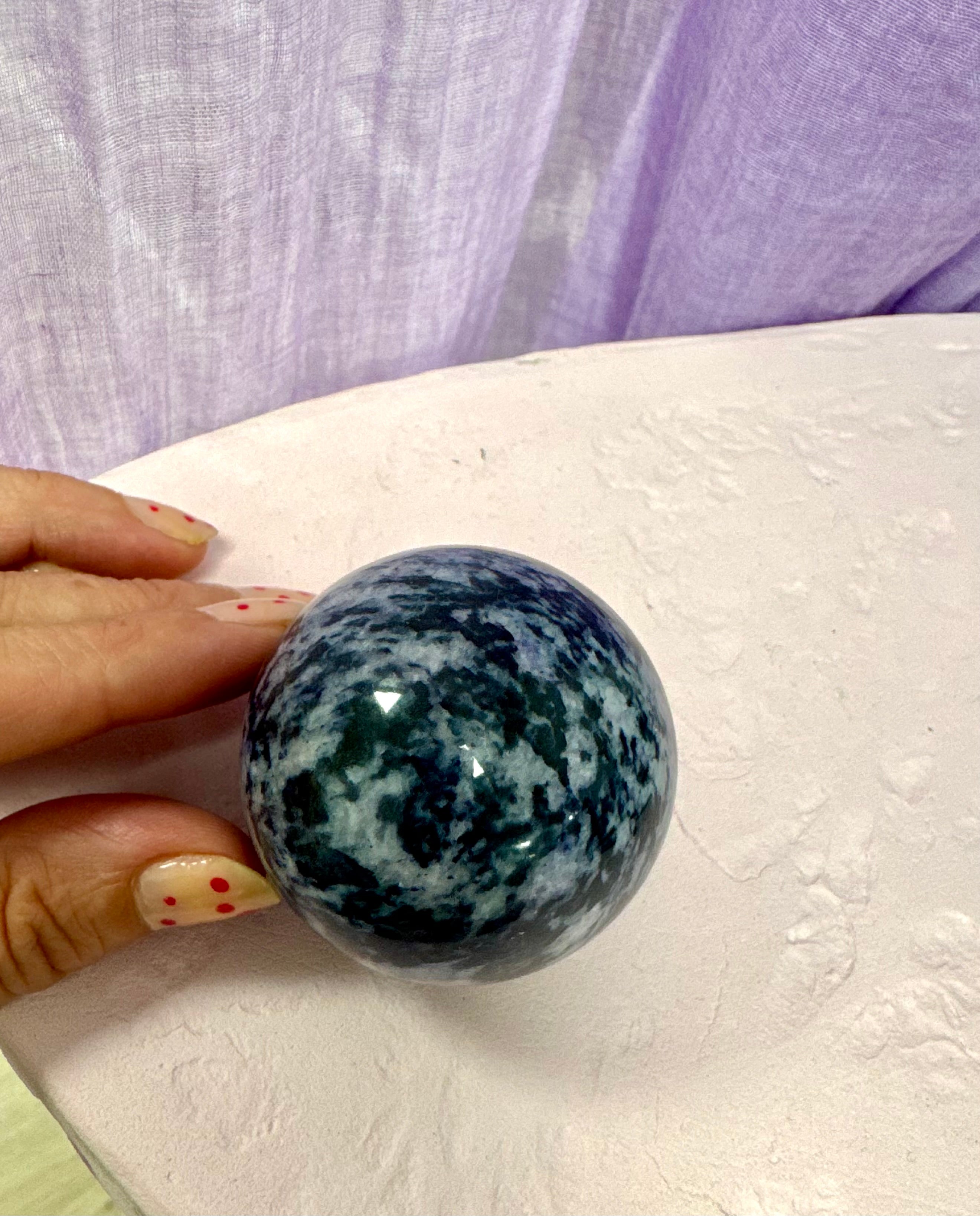 Indigo Gabbro (også kendt som Mystic Merlinite eller Blizzard Stone) - 5 cm