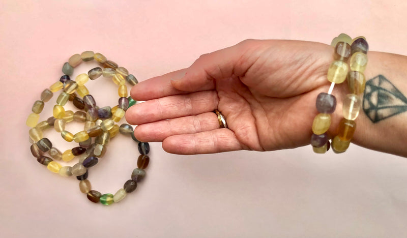 Chunky Regnbue Fluorit Armbånd ☾ Koncentration, Grounding & Balance ☾