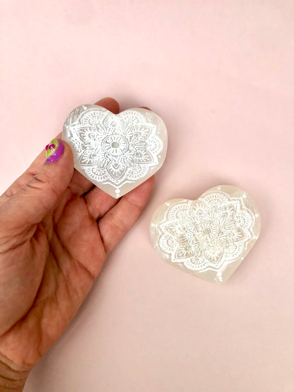 Selenit Hjerte ☾ Med Mandala Motiv