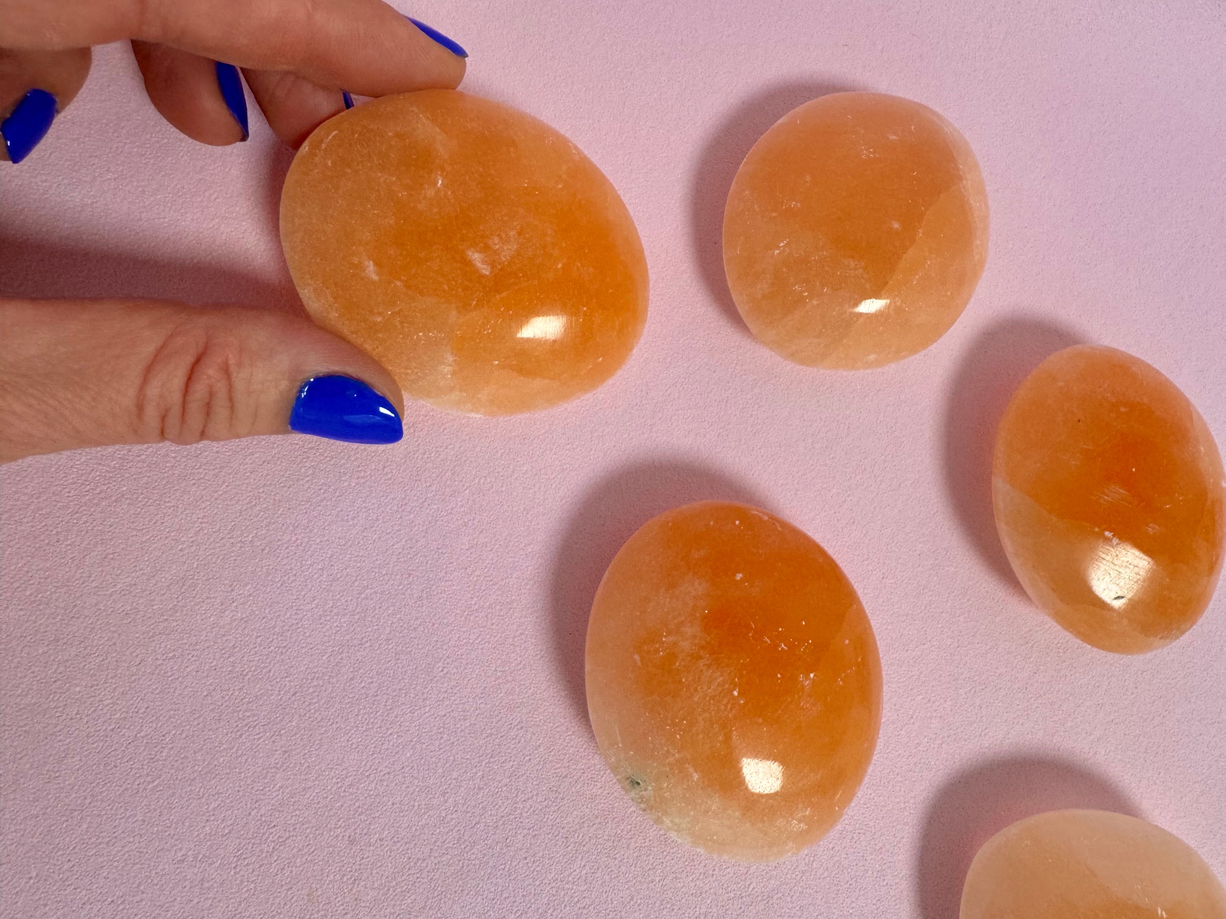 Orange Selenit Ellipse Palmstone - RENS, OPLAD & HEAL ☾