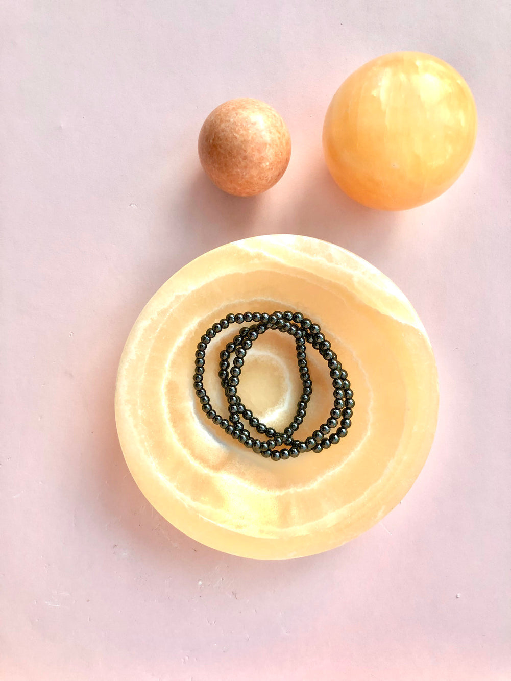 Hematit / Hæmatit / Blodsten ☾ Armbånd ☾ Kærlighed, Fred, Lykke, Selvdisciplin, Jordforbindelse, koncentration, Handlekraft & Balance ☾ 8 mm, 6mm & 4mm
