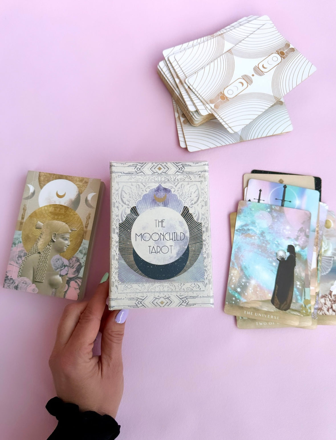 Månesøster Krystaller - MOONCHILD TAROT - Kærligt illustreret af kunstneren Danielle Noel