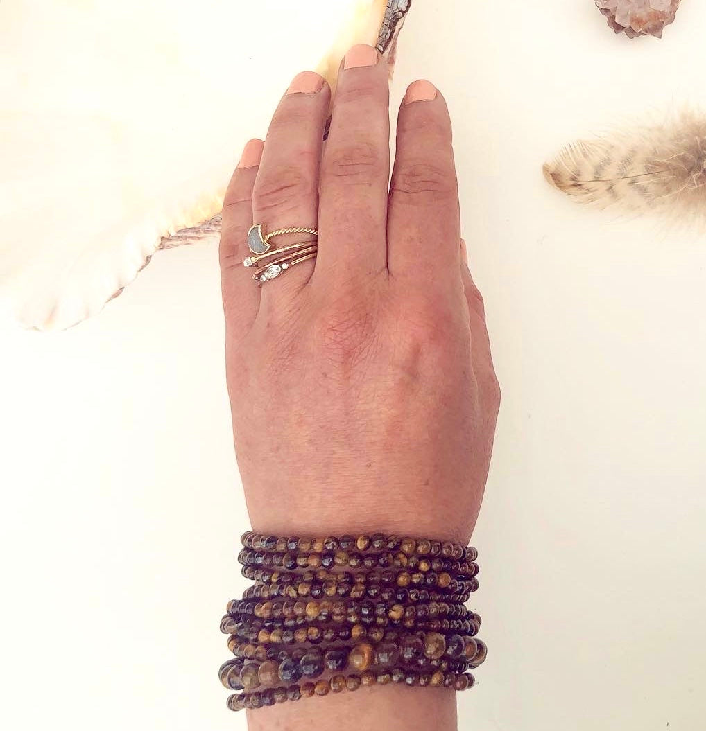 Månesøster Krystaller Tigerøje Armbånd - Kommunikation, Power & Energi - 6mm & 4mm