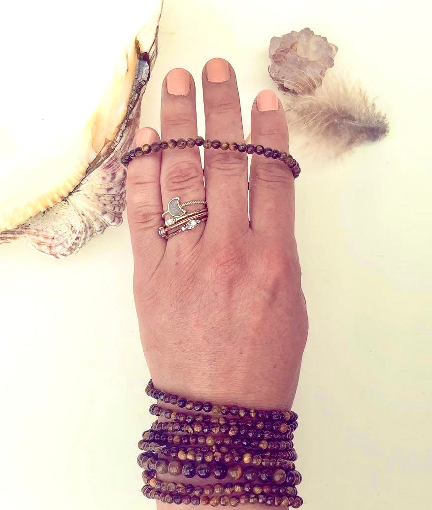 Månesøster Krystaller Tigerøje Armbånd - Kommunikation, Power & Energi - 6mm & 4mm