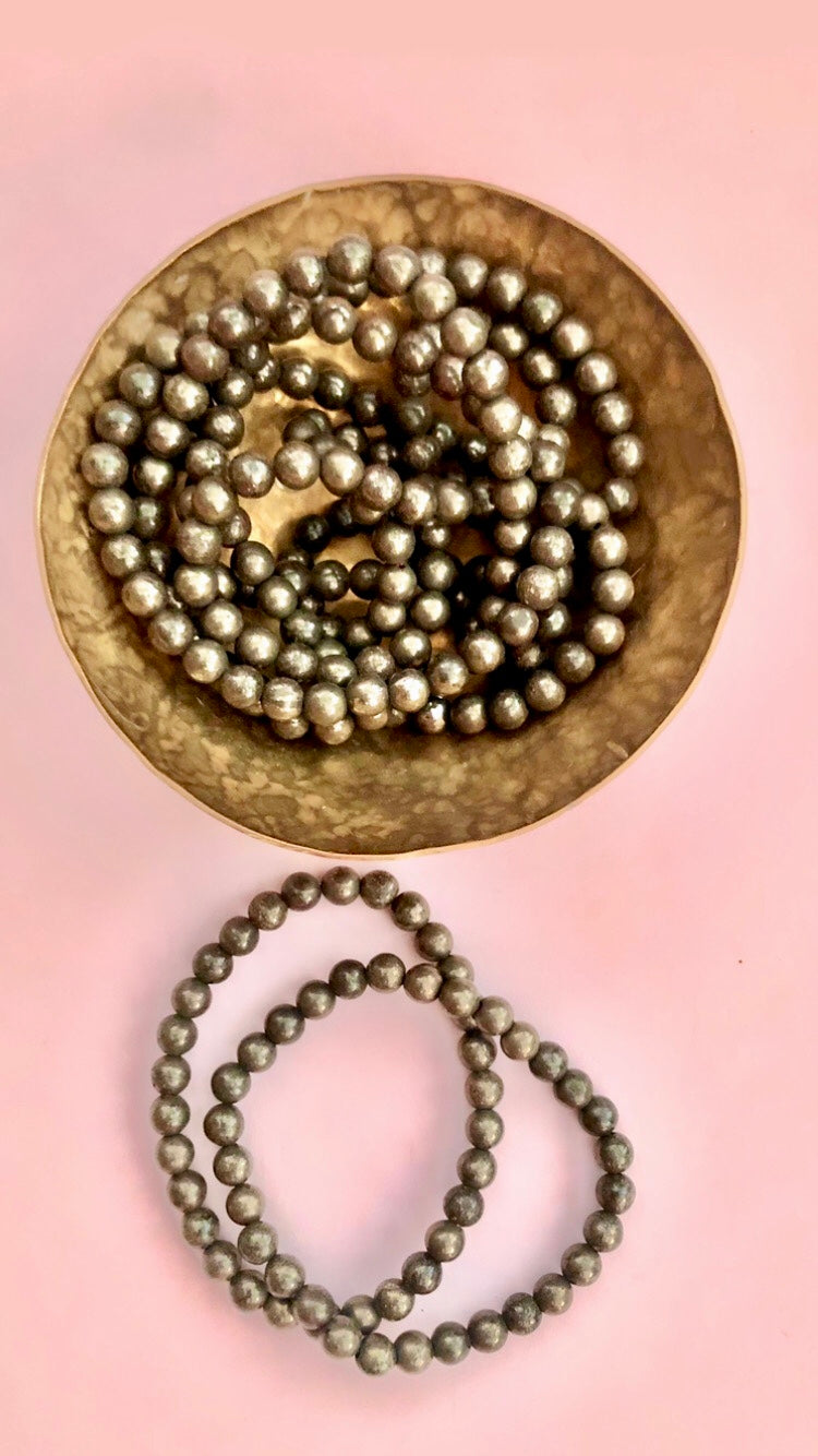 Månesøster Krystaller Pyrit Armbånd ☾ FRUGTBARHED, VELSTAND & SUCCES ☾ (8 mm.) / MAANESOESTER.DK / MÅNESØSTER.DK