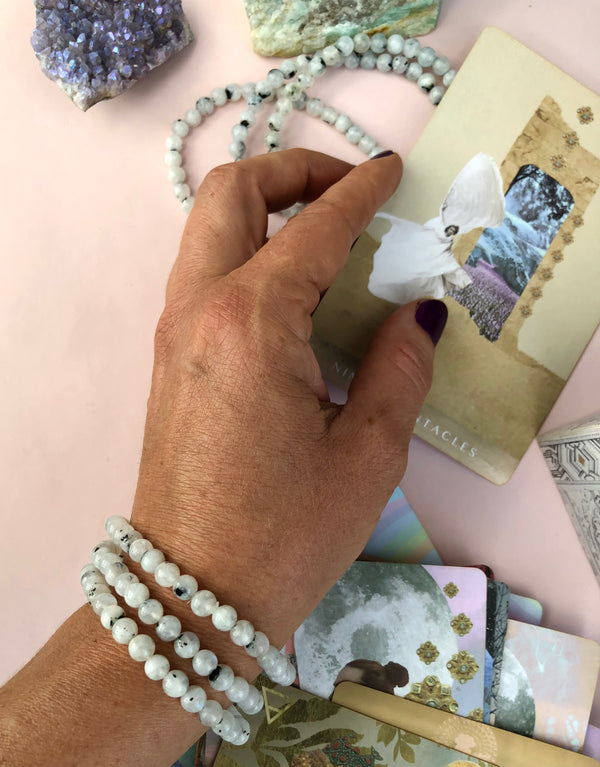 Månesøster Krystaller Regnbue Månesten ☾ Armbånd