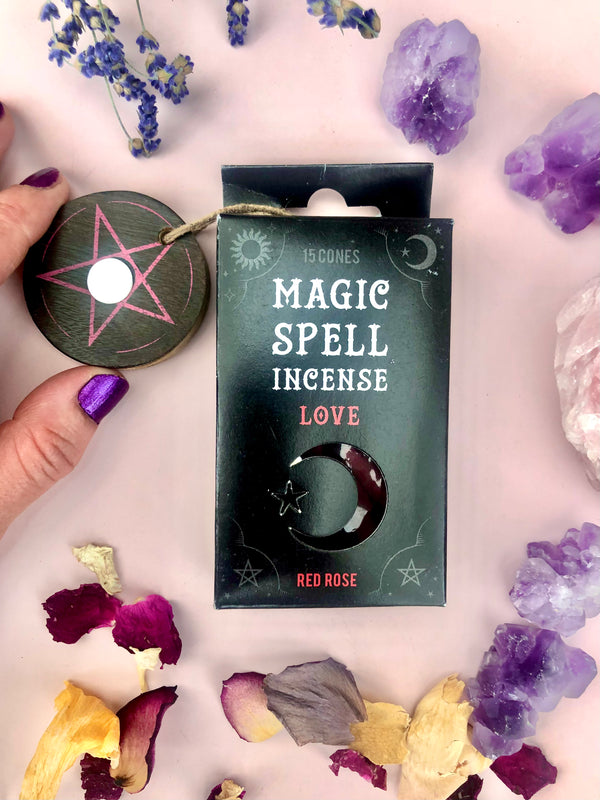 Love ☾ “Magic Spell” Røgelses Kegler  + Røgelsesholder i træ ☾ RØD ROSE