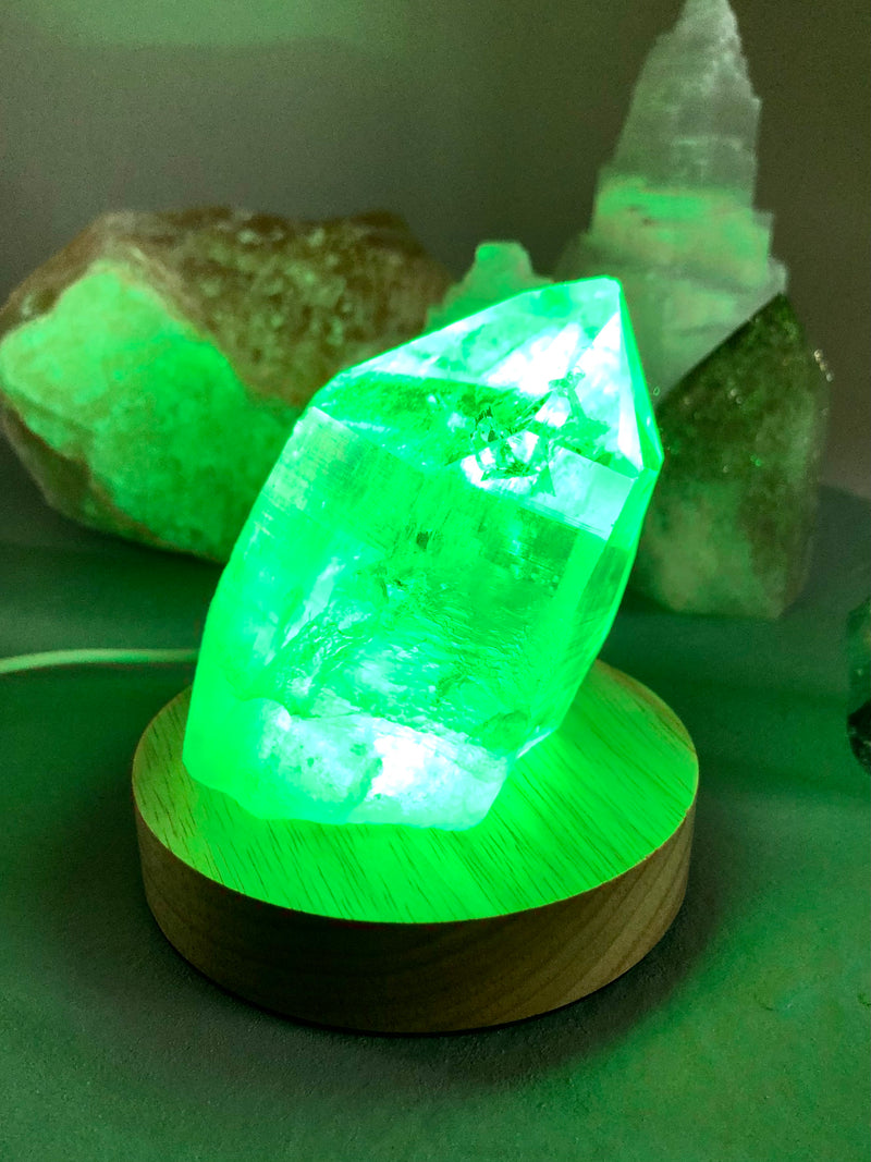 Månesøster Krystaller USB, LED regnbue lys-base (træfod) til dine Krystaller