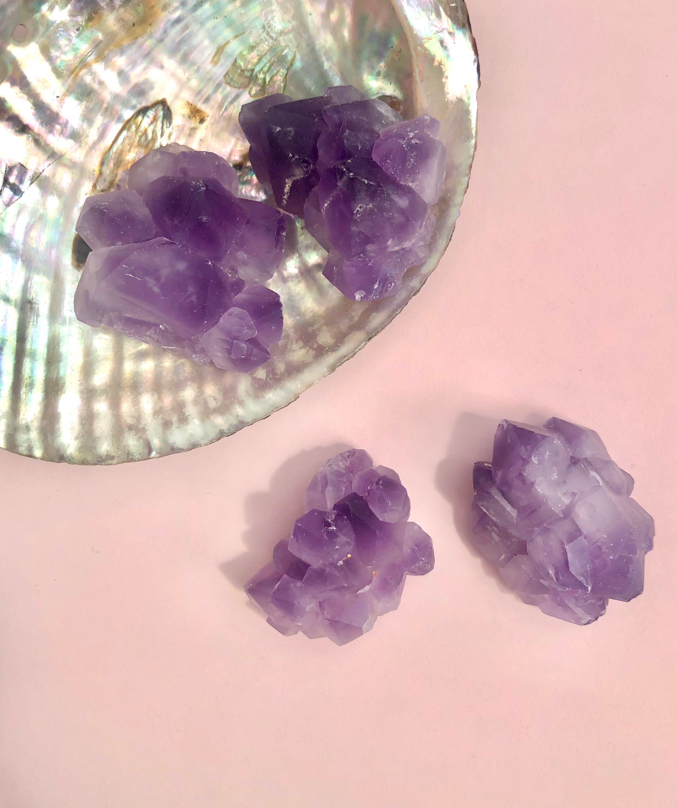 Rå Ametyst mini klynge spids ☾ Lommesten ☾ RO, HEALING & SELVKÆRLIGHED ☾