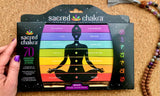 “SACRED Chakra” RøgelsesPinde meditations æske med 7 pakker røgelse for hver chakra & en medfølgende røgelsesholder i træ Citrongræs  Lotus Rose Jasmin Eucalyptus  Cedertræ Lavendel Månesøster Krystaller 