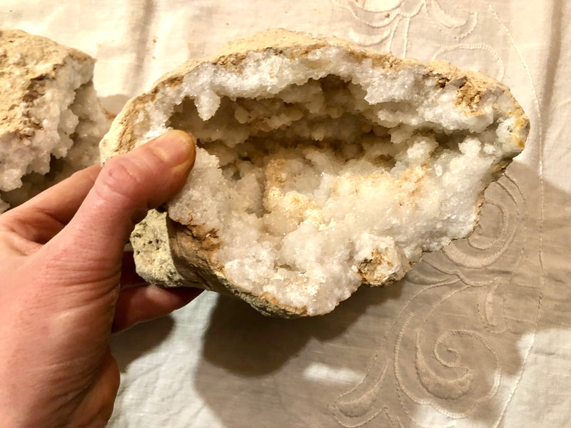Månesøster Krystaller Kvarts Geode 3 kg.