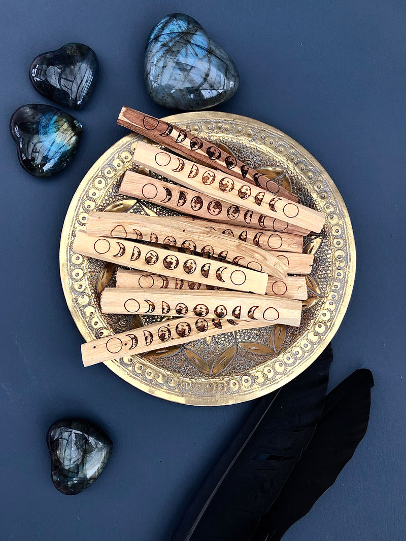 Palo Santo Med Månefase Månesøster Krystaller
