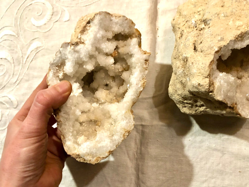 Månesøster Krystaller Kvarts Geode 3 kg.